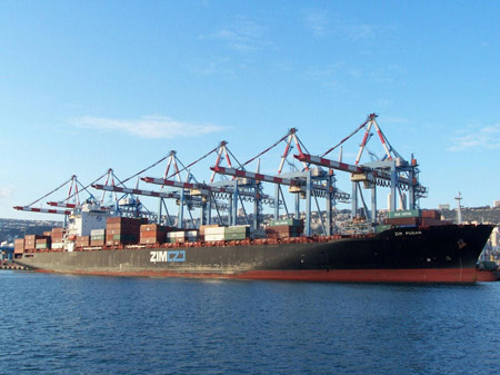 Naviera Importación y Exportación